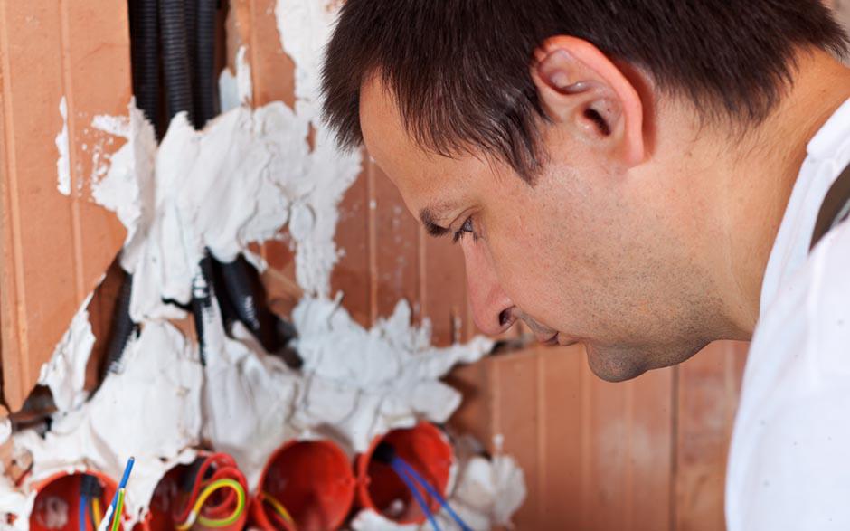 électricien maintenance Voisins-le-Bretonneux